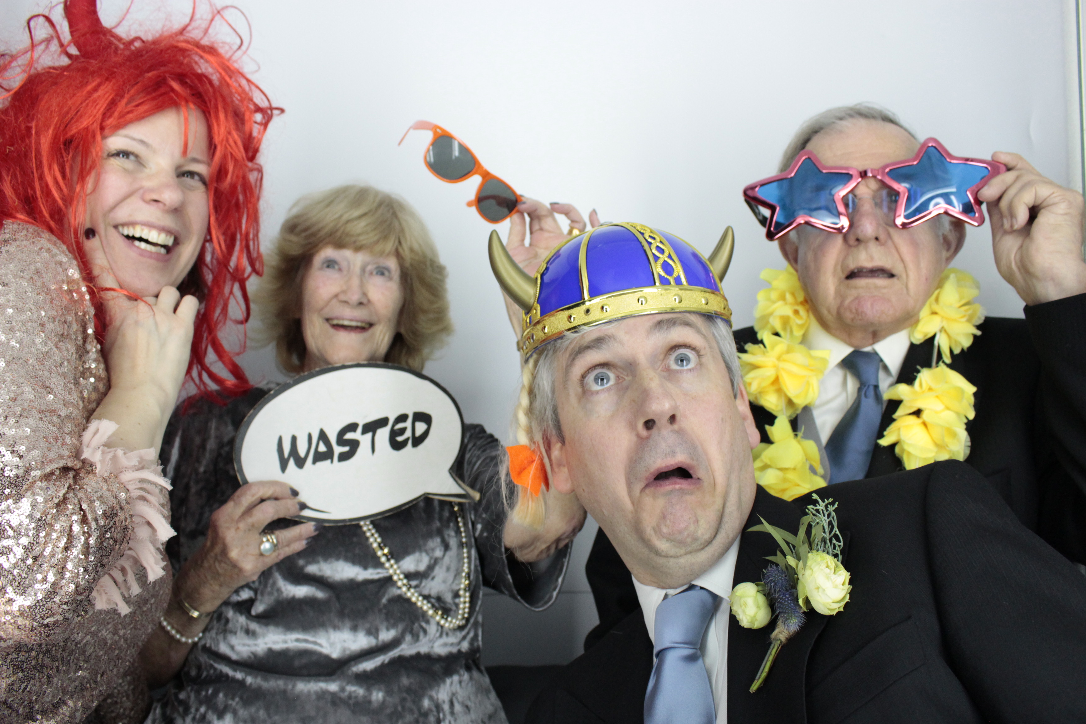 Dermot and Hattie's Wedding | View more photos from the event at gallery.myphotoboothexperience.co.uk/u/MyPhotoBoothExperienceLtd/Dermot-and-Hatties-Wedding